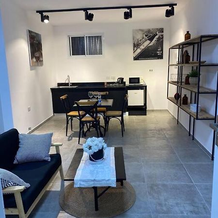 הדירה בדובדבן - The Apartment In Dovdvan Tiberias Bagian luar foto